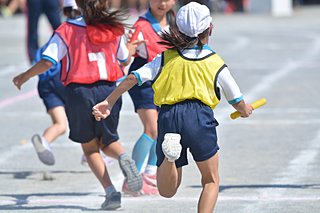 変わる運動会。騎馬戦と棒倒しが消えるその理由