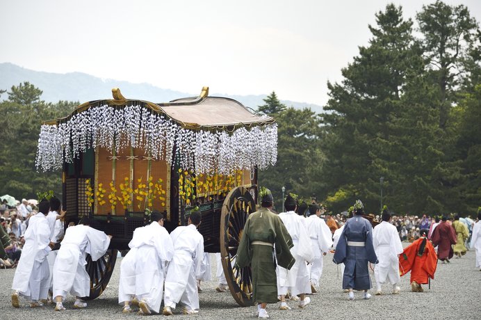 5月15日は京都三大祭り「葵祭（あおいまつり）」です