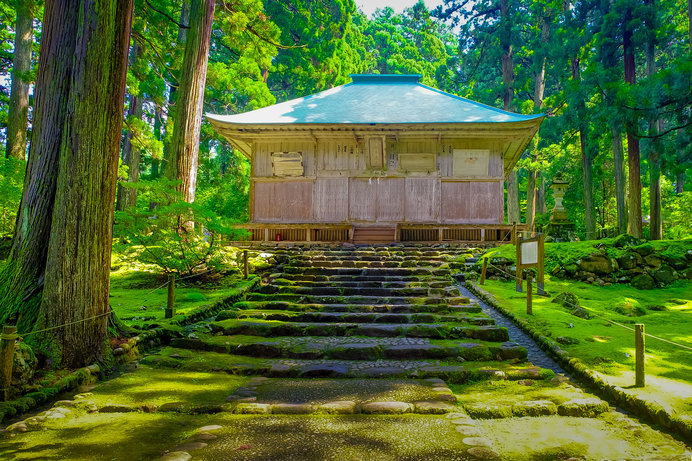 「美しい日本の歴史的風土100選」に選ばれた平泉寺白山神社