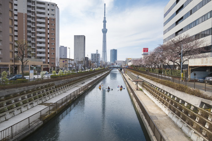 都会で楽しむ水上散歩