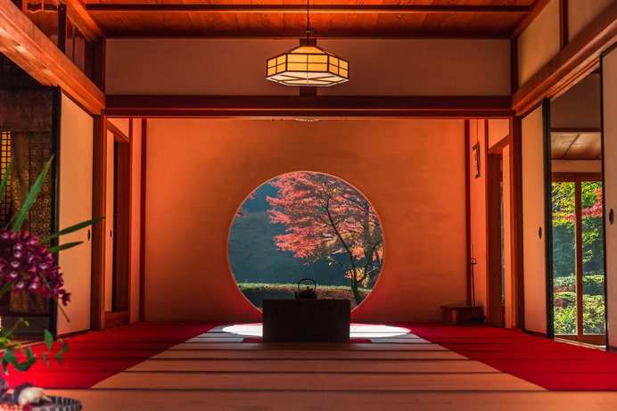 秋の鎌倉の美を和装で味わってみては？