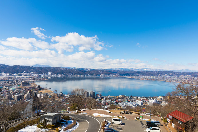 冬の諏訪湖で起きる神秘 御神渡り おみわたり Tenki Jpサプリ 19年01月23日 日本気象協会 Tenki Jp