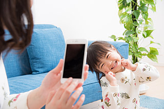 子どもの思い出を可愛く残す♪ スマホ撮影術