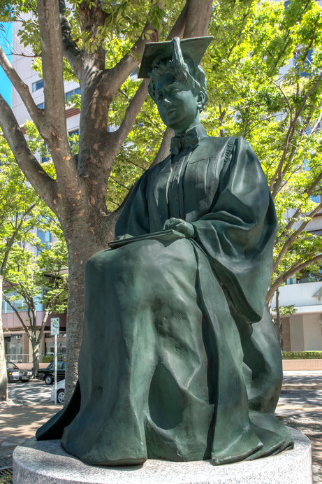 ヘレン・ケラー像