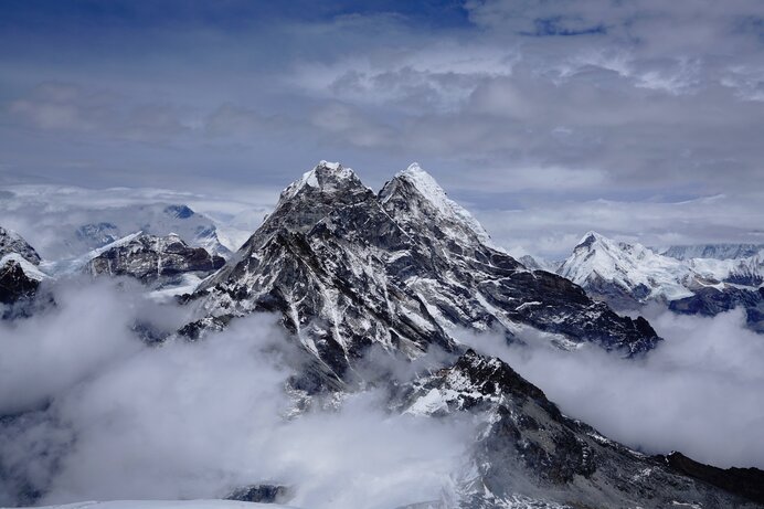 世界最高峰の山に挑んだ驚異の人々 5月29日は エベレスト登頂記念日 です Tenki Jpサプリ 年05月29日 日本気象協会 Tenki Jp