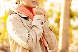 春コートと秋コートの違いとは？使い分け方や兼用での注意点