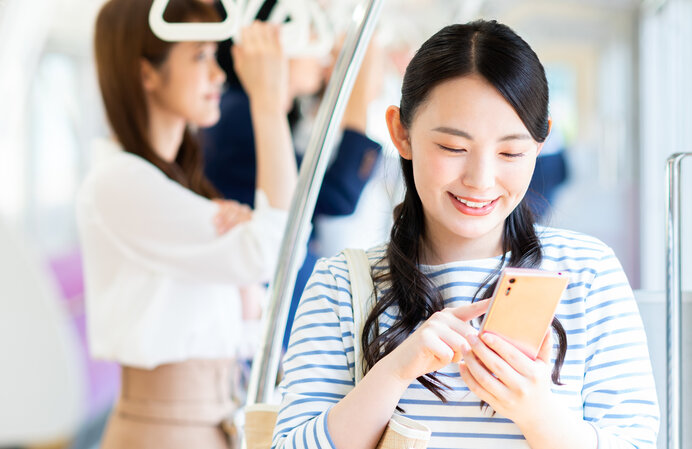 電子書籍なら部屋から本が溢れることがありません