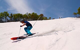 春スキーシーズンはこれから！ GWまで滑れるスキー場5選