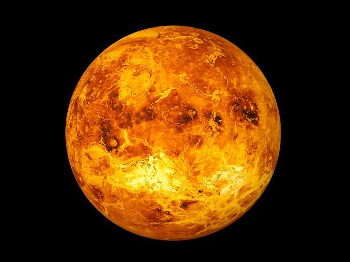 金星／西から登る太陽、パンケーキの山！オレンジがかった雲の正体とは