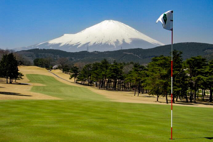 「富士小山ゴルフクラブ」（静岡・小山町）雨なら次回1000円引き！