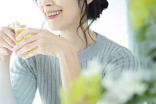 7月のサマーニットは暑い？着用するときの注意点や選び方