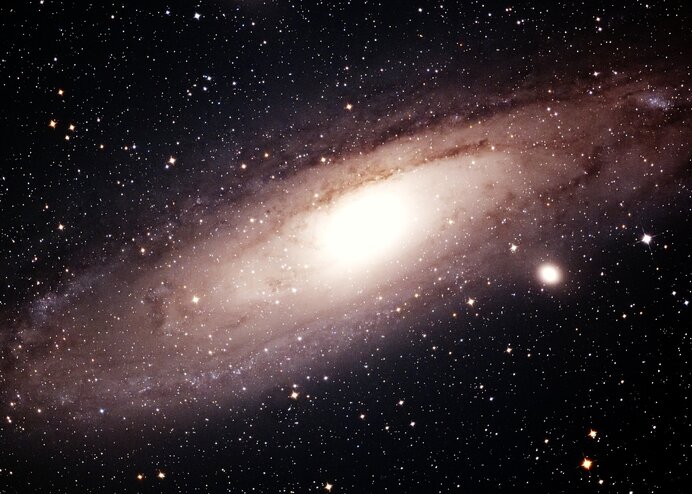 アンドロメダ銀河。かつて銀河系はこのような姿だとされてきましたが…