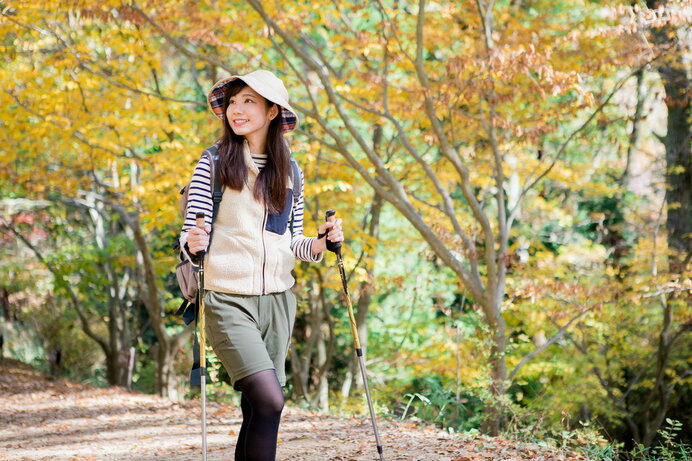 秋のハイキングにおすすめの服装は？選び方のポイント