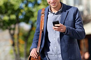 ゴルフ場の行き帰りの服装とは？男女別のケースで紹介