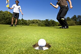 ゴルフで目標とする平均スコアと上達のための練習方法