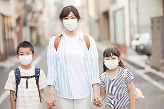 夏休みは親子で「防災」　突然の記録的大雨に備えて避難ルートを確認　地名や地形から危険を知る