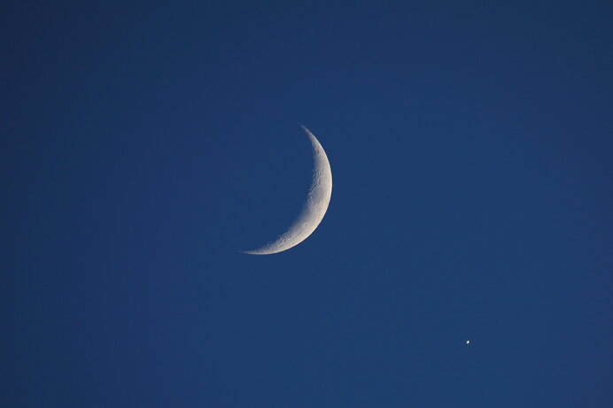 惑星と月の共演が美しい時。日没後のひと時、澄みわたる夜空を眺めてみましょう(季節・暮らしの話題 2023年01月20日) - 日本気象協会  tenki.jp