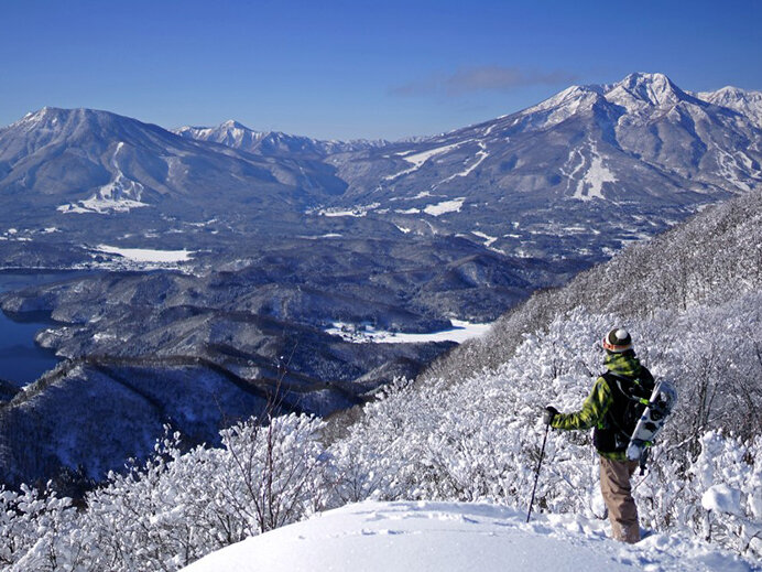 パウダーと圧雪をバランスよく楽しめる全30コース