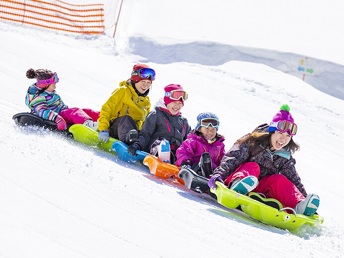 元祖“雪の遊園地”「タングラムスキーサーカス」でテーマパーク