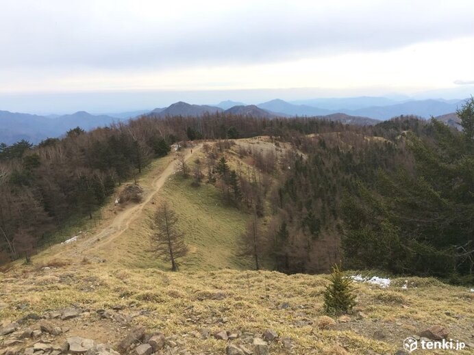 冬でも登山を楽しもう！雪山装備なしでも登れる低山