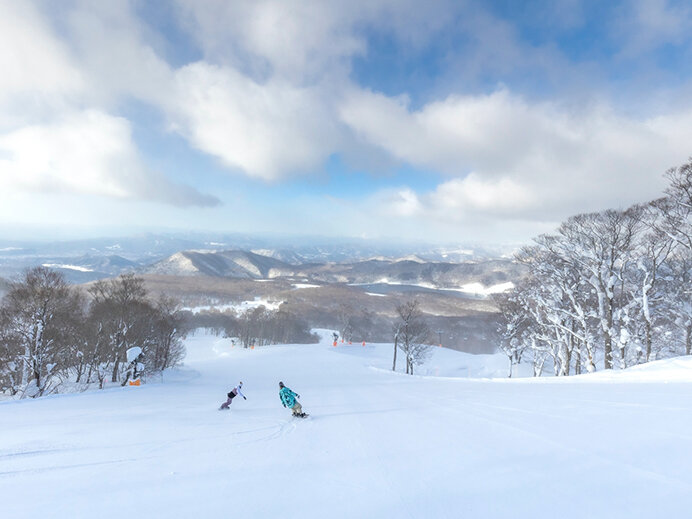 GWまで雪質良好！ 近くていい雪「たんばらスキーパーク」で春スキーを