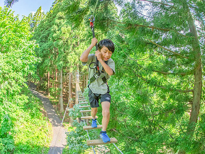 空中散歩やゴルフ体験も！ 新潟「湯沢中里スノーリゾート」で子供の成長を実感