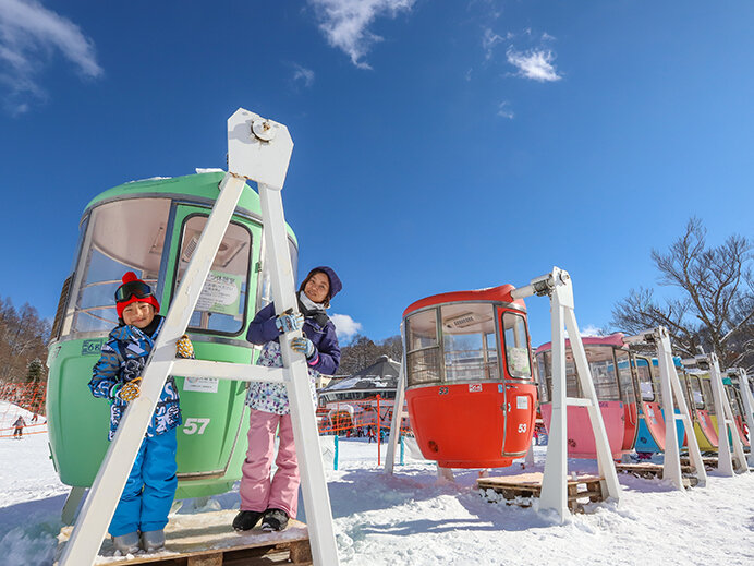 12スキー場共通の子供シーズン券が無料「NSDキッズプログラム」5万人