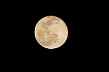 2024年最初の満月「ウルフムーン」　名前の由来は？　冬の天体観測のポイントも紹介