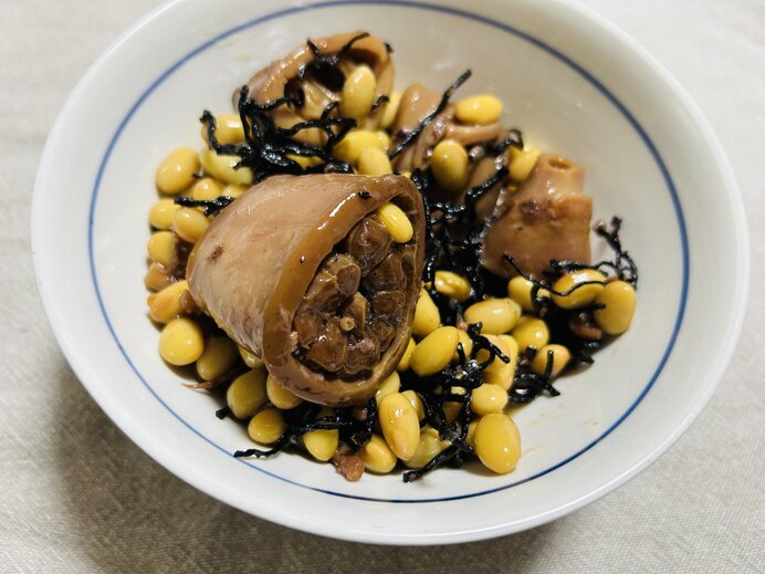 ホッとする和惣菜　いかとひじきの煮物風