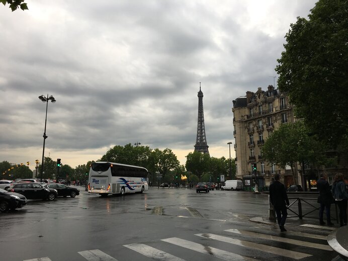 日照時間が短い冬のフランス人の常備アイテム