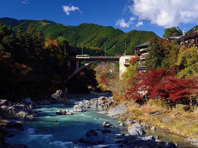 鳩ノ巣渓谷【11月上旬～】