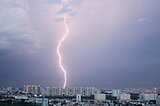 天気予報でよく聞く「大気の状態が不安定」とは？急な雷雨や突風が起きる原因と注意点