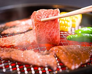 8月29日は焼肉の日！　豊富な野菜と一緒に焼肉を食べて、パワー全開でいきましょう！！