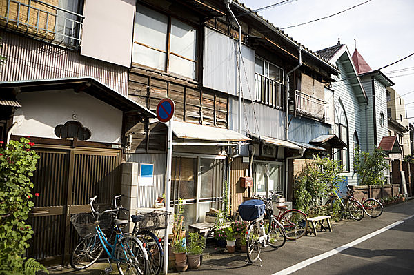 古き時代の下町の風情を残す谷根千界隈